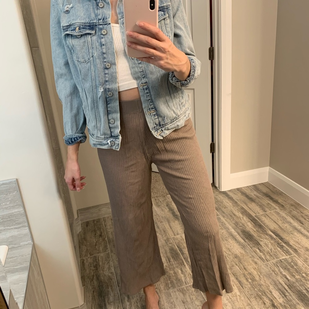 Wide leg ribbed pant
